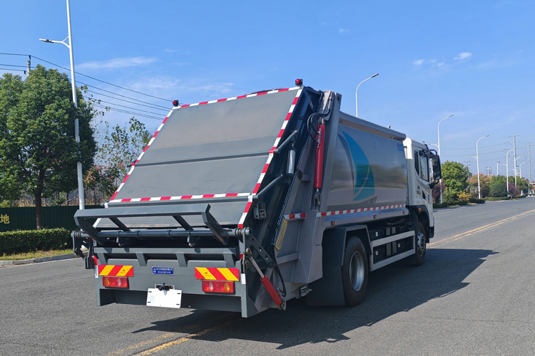 東風華神純電動高端壓縮垃圾車圖片4
