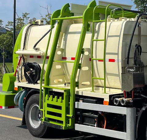 東風(fēng)凱普特6方純電動(dòng)高端餐廚垃圾車圖片5